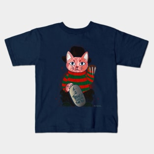 MANEKI NEKO COMING TO YOU PARODY HORROR HALLOWEEN 2019 Kids T-Shirt